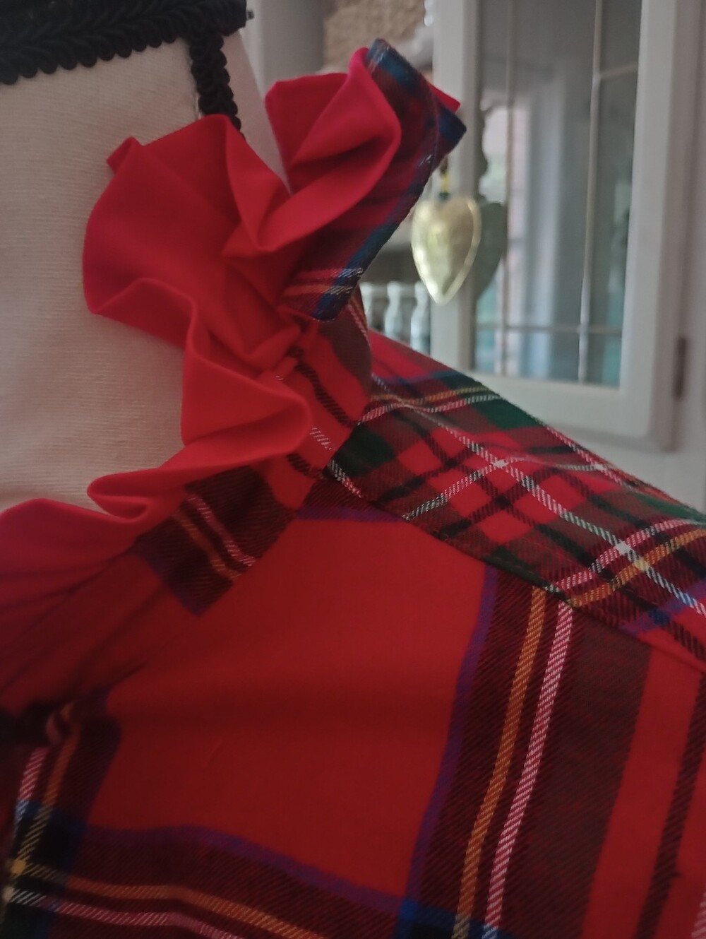 Red Plaid Ruffled Collar Tie-Front Shirt - Picture 8 of 11